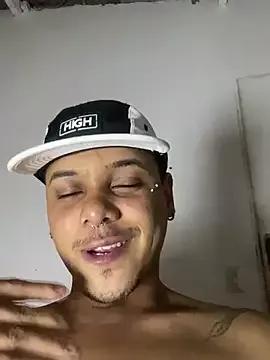 xx_dottt from StripChat