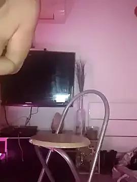 Xx_Dreamloveme from StripChat