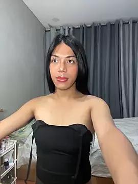 xx_katarina_xx from StripChat is Freechat