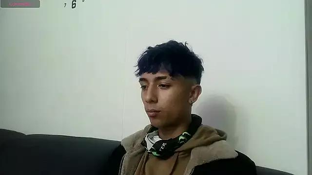 XxAaron_EvilxX from StripChat