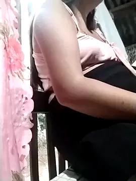 Xxbrianna_69 from StripChat