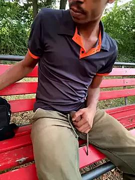 Xxcazzonero from StripChat