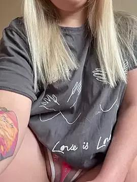 xxcurvyjessiexx from StripChat
