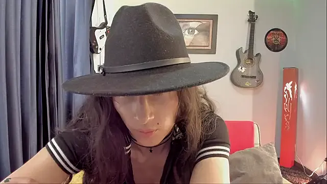 XxnikolayxX from StripChat is Freechat