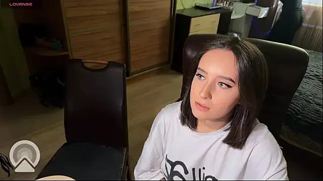 xxx_sandra_ from StripChat is Freechat