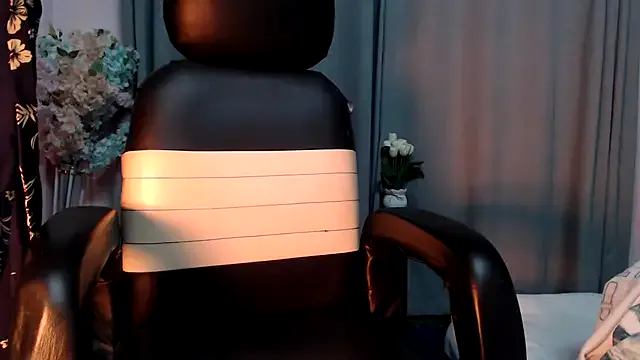 xxx_tina on StripChat 