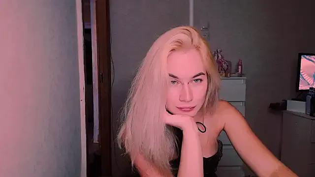 Xxxcharismaaa from StripChat