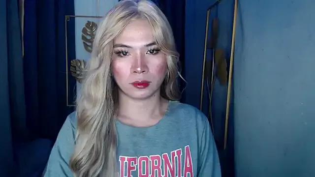 xxxhotbunny143xxx from StripChat is Freechat
