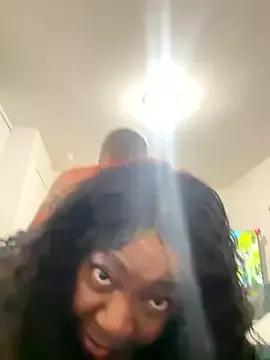 XXXLollipopsJuicy from StripChat