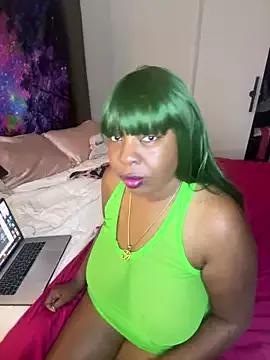 XXXLollipopsJuicy from StripChat