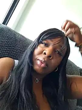 XXXLollipopsJuicy from StripChat