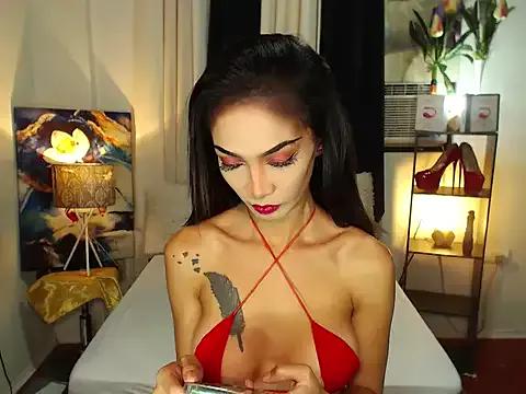 XXXQueenofTransXXX from StripChat is Freechat