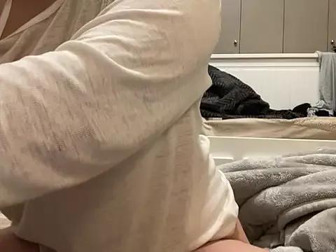 xxxYUKARIxxx from StripChat