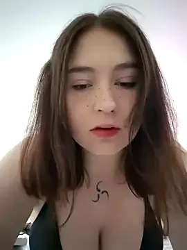 Yammy_Yumi on StripChat 