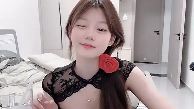 yang-yang-yang from StripChat is Freechat