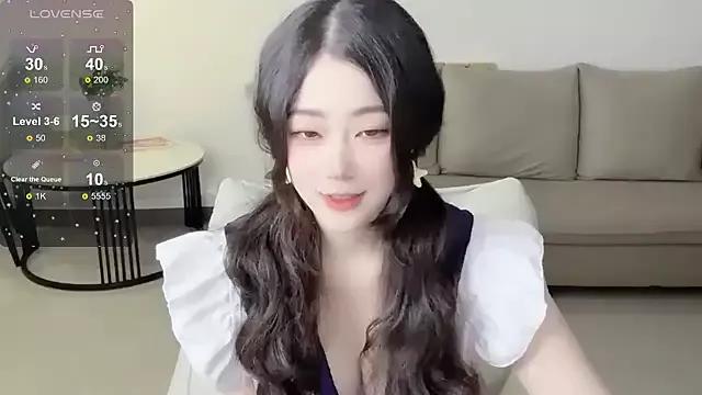 YaoooX on StripChat