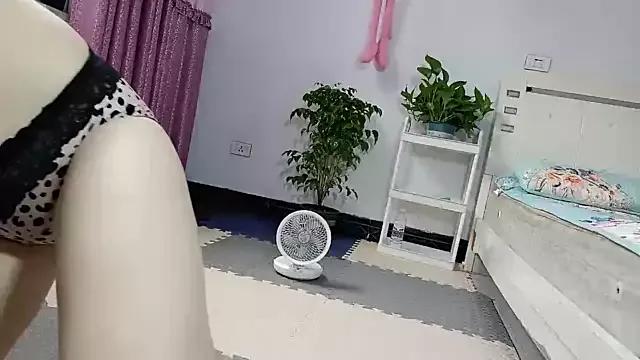 YaoYao_yy from StripChat