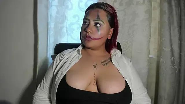 Yara_flame from StripChat