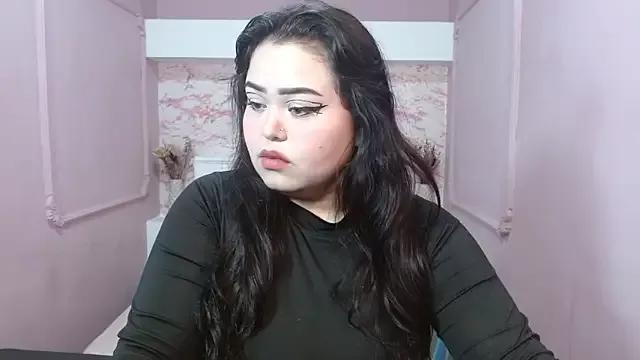 YaraFox8 from StripChat