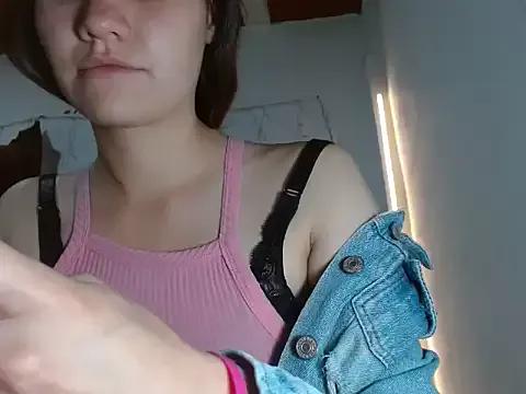 Yarafuckass from StripChat