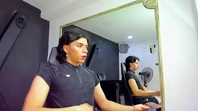 YarisWhite from StripChat is Freechat