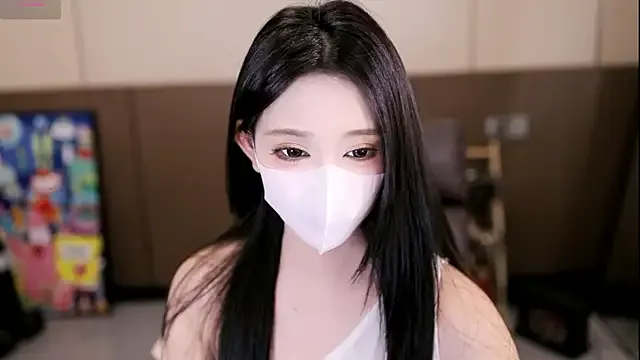 yaya_1888 on StripChat 