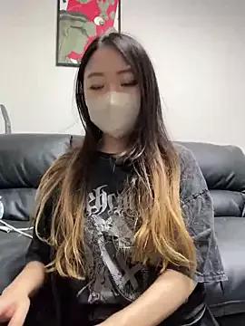 yazawa_oO from StripChat