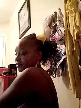 yellowpetitnessheard from StripChat