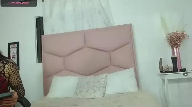 Yessika_Oficial from StripChat