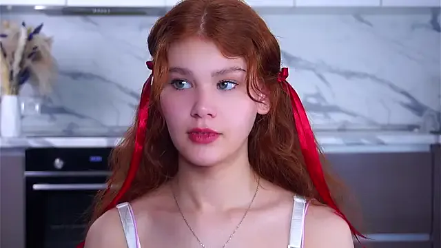 YettaCalabria on StripChat 