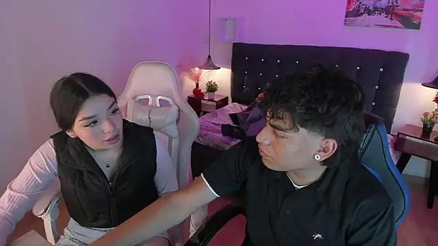 Yiing_and_yang from StripChat