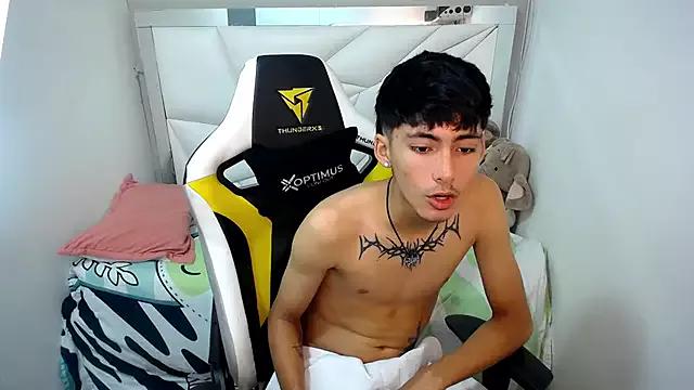 yiisu_ from StripChat