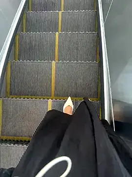 Yimisun01 from StripChat