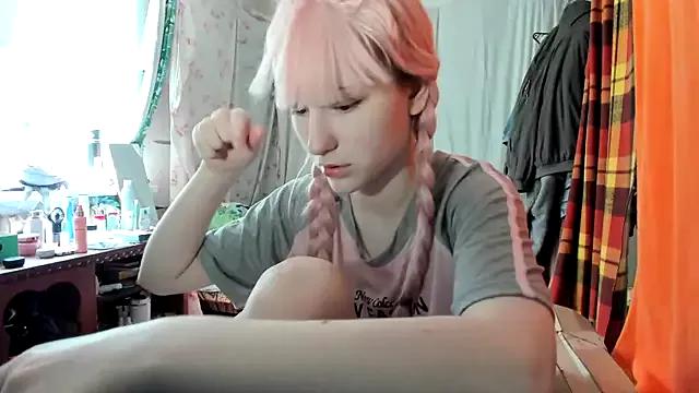 Yoonhee_Kiss from StripChat