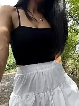 YOOUR_EVAA from StripChat