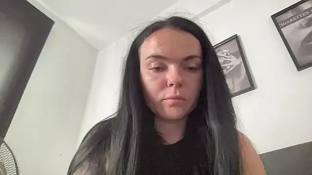 YorkshireGirly from StripChat is Freechat