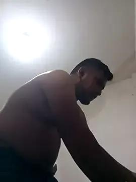 YoSoyLittleBoy from StripChat