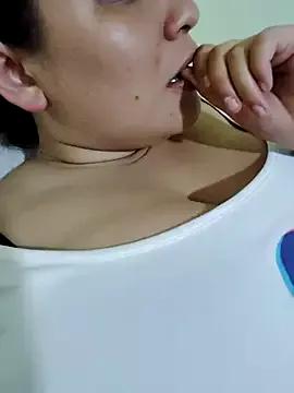 You-sexy-starr from StripChat is Freechat
