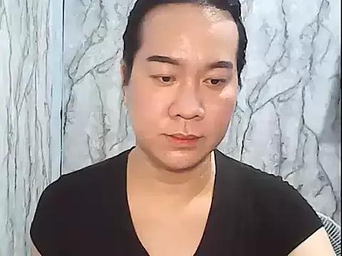 YoueSweetERIKHA from StripChat is Freechat