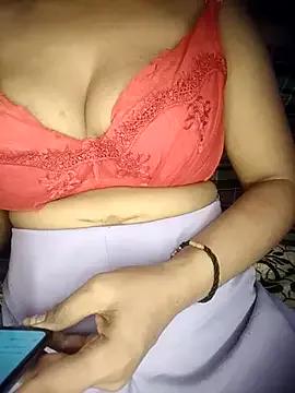 young-mommy from StripChat is Freechat