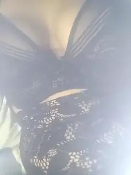young-mommy from StripChat is Freechat