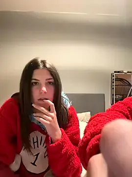 YoungCouple2007 from StripChat is Freechat