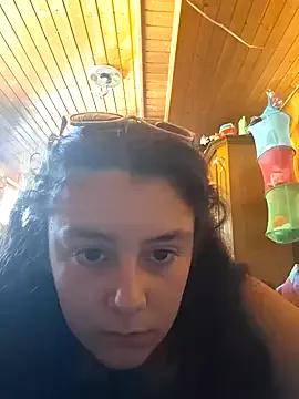 YoungLiisaxx from StripChat is Freechat