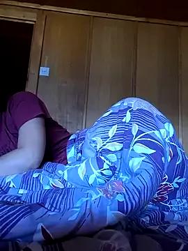 YoungLiisaxx from StripChat is Freechat