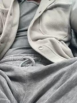 Youngmuscelfit9 from StripChat is Freechat