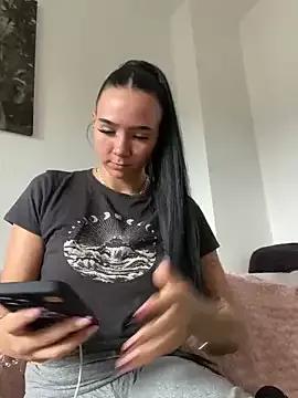 YoungZoee from StripChat is Freechat