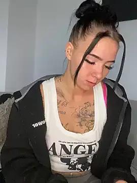 YoungZoexx from StripChat is Freechat