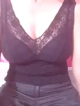Your-diwani from StripChat is Freechat