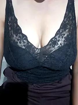 Your-diwani from StripChat is Freechat