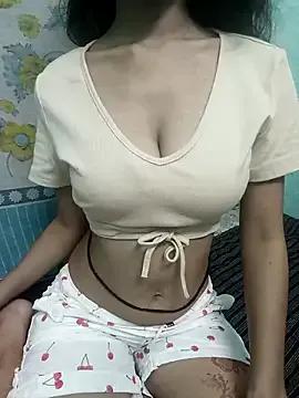 Your-Kittu from StripChat is Freechat